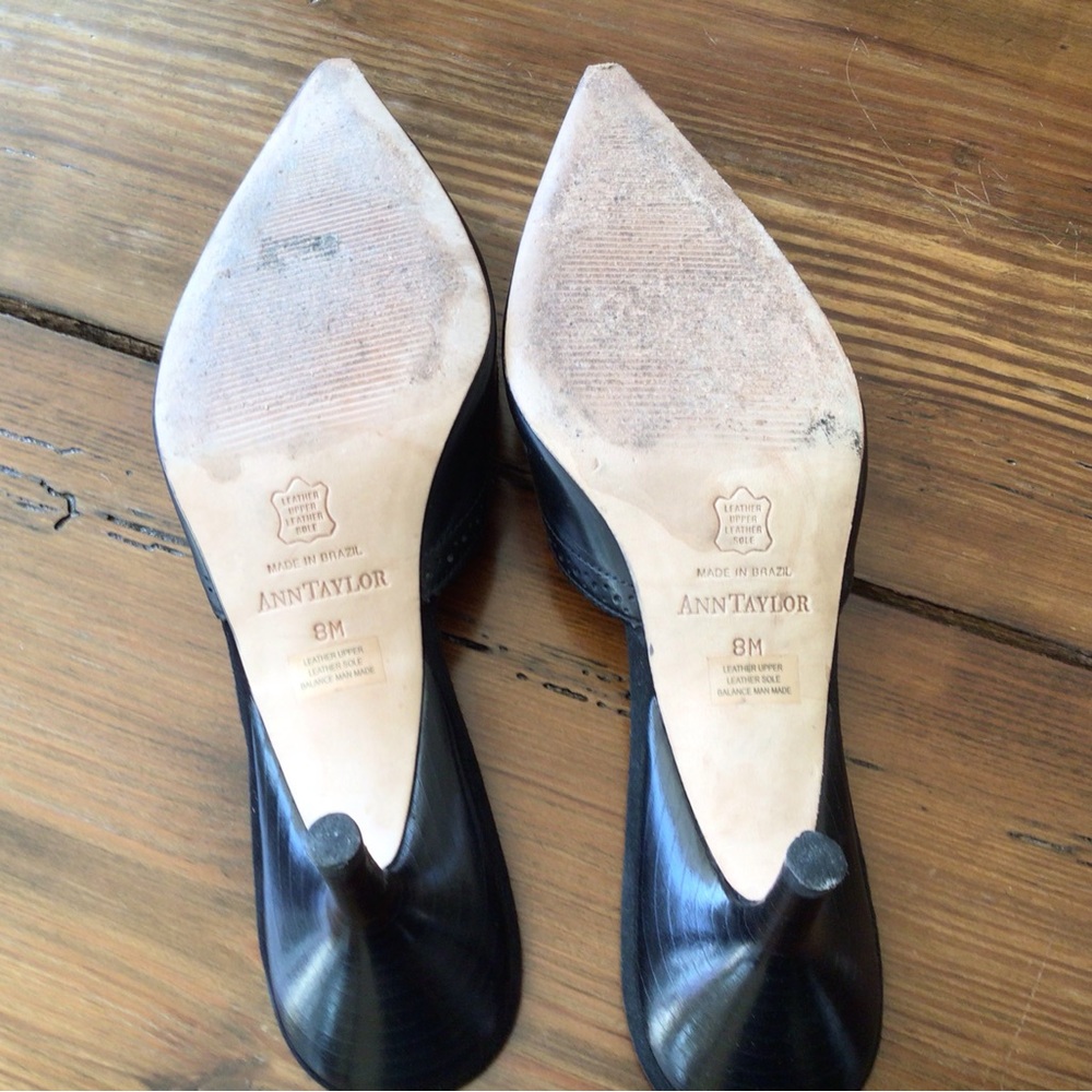 Ann Taylor Black Pointed Heels